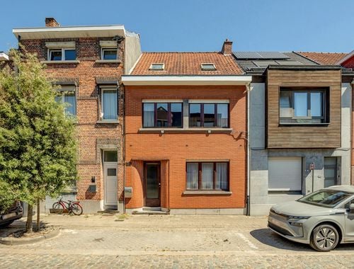                                         Woning te koop in Burcht, € 315.000
