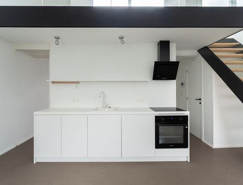                                        Duplex te huur in Antwerpen, € 1.200

