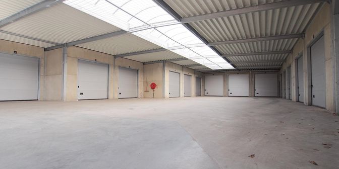 Garage à louer à Krakeleweg 1, 8000 Sint-Pieters