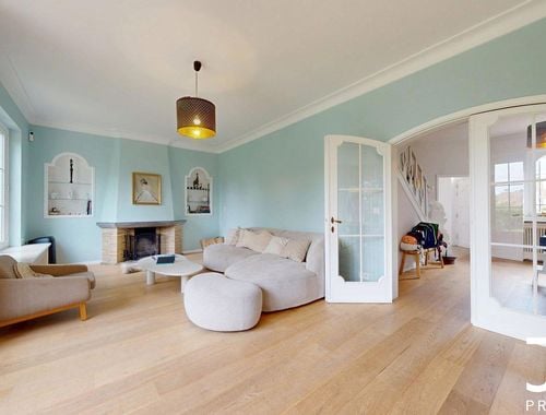                                         Maison à louer à Woluwe-Saint-Pierre, € 4.000

