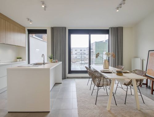                                         Appartement te huur in Kortrijk, € 1.045
