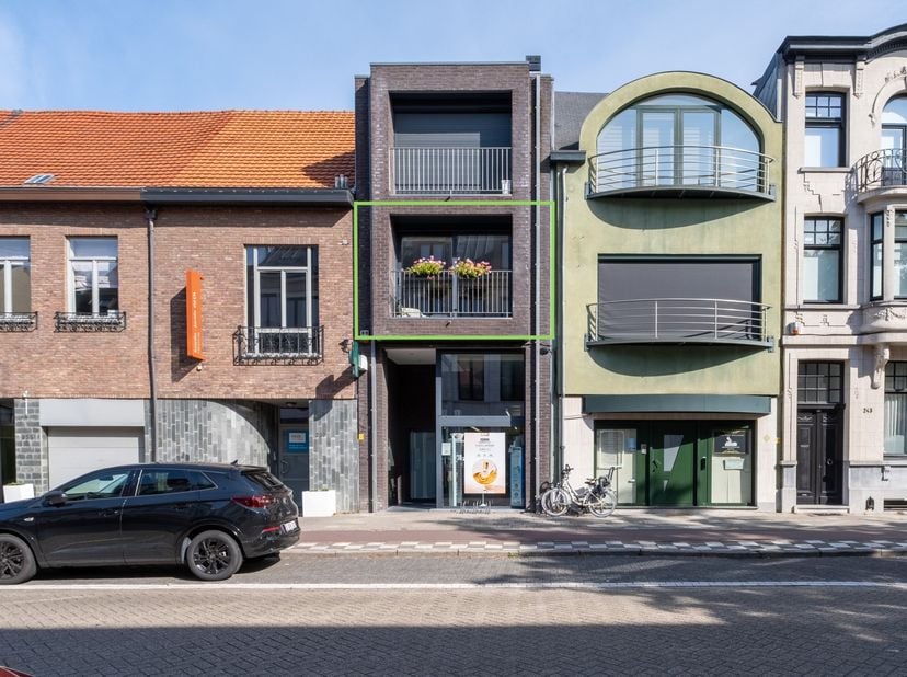 Appartement te koop in Jules Moretuslei 239 bus 1,
                    2610 Wilrijk
