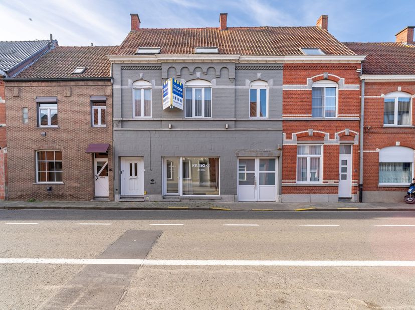 Huis te koop in Oostrozebekestraat 74,
                    8770 Ingelmunster