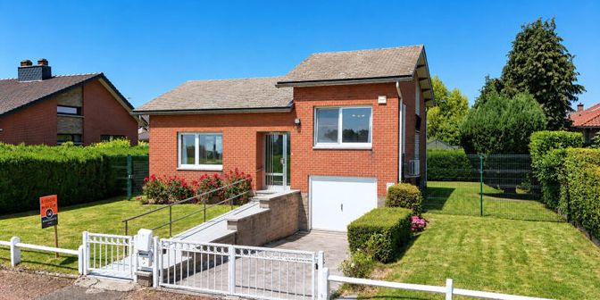 Huis te koop in Rue Alfred de Taye, 40, 4680 Oupeye