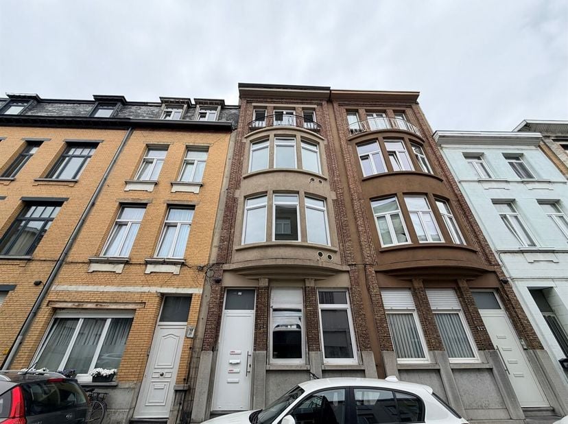 Appartement d'une chambre spacieux et branché dans un emplacement de choix !<br />
Situation : L'appartement est situé dans un quartier calme, à proxi