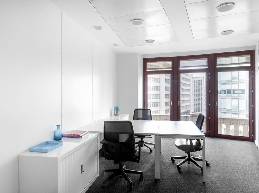 Toegang tot professionele coworkingruimtes in Regus Central Station<br />
<br />
Alle prijzen zijn vanaf-prijzen en kunnen worden gewijzigd, afhankeli