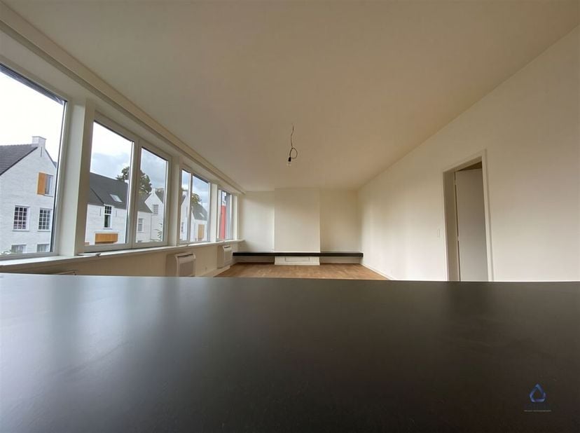 Gerenoveerd 3 slpk appartement met ruim terras in hartje Itegem.<br />
Dit appartement bevindt zich op een uitstekende locatie in Itegem, op wandelafs