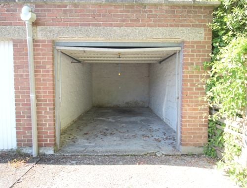                                         Garage te koop in Sint-Amandsberg, € 32.500
