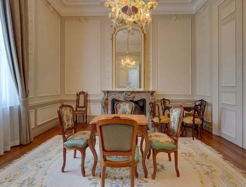                                         Maison de maître à vendre à Angre, € 495.000
