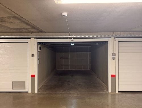                                        Garage te huur in Oostende, € 155
