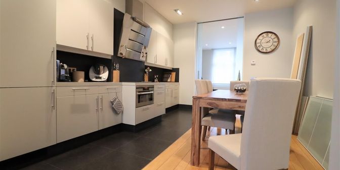 Appartement te huur in rue des Bollandistes 52-54, 1040 Etterbeek