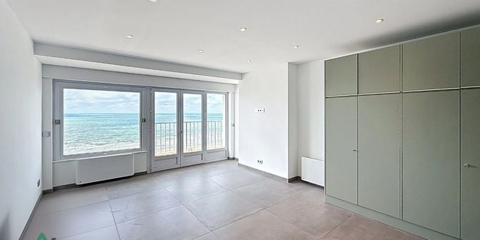 Appartement te huur in Zeedijk 133 bus 08.02, 8400 Oostende