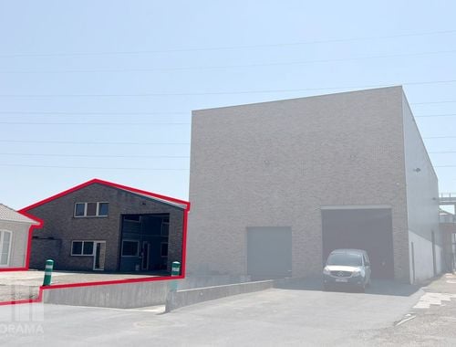                                         Bedrijfsgebouw te huur in Beringen, € 2.000
