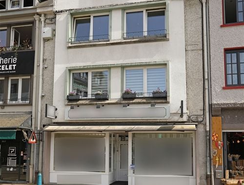                                         Gemengd gebruik te koop in Bouillon, € 250.000
