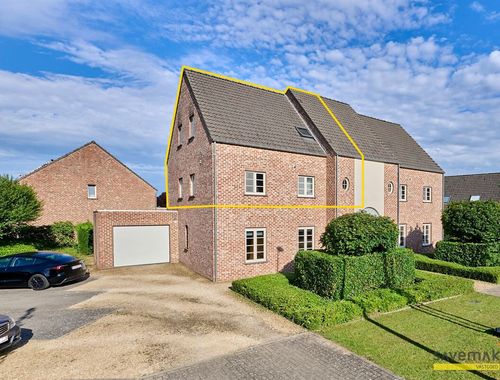                                         Duplex te koop in Beverlo, € 312.000
