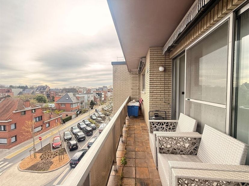 WIJ CONTACTEREN U ENKEL VOOR EEN BEZOEK INDIEN DE ONDERSTAANDE LINK VOLLEDIG EN CORRECT IS INGEVULD: https://www.heylenvastgoed.be/huren/appartement-t