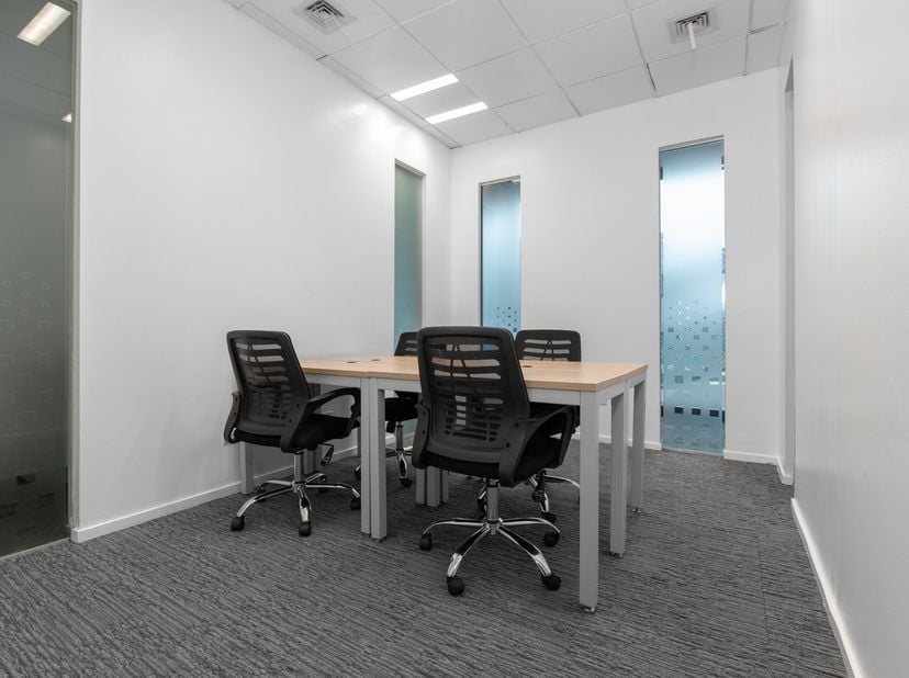 Vind een kantoor voor 4 werknemers in Regus The Meadow waarbij voor alles is gezorgd<br />
<br />
Dit aanbod omvat een eigen kantoorruimte met service
