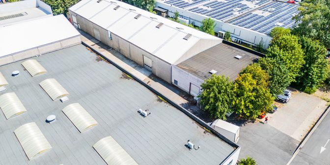 Bien professionnel à louer à Avenue Franklin 2, 1300 Wavre