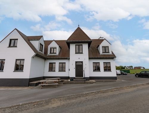                                         Usage mixte à vendre à Torhout, € 495.000

