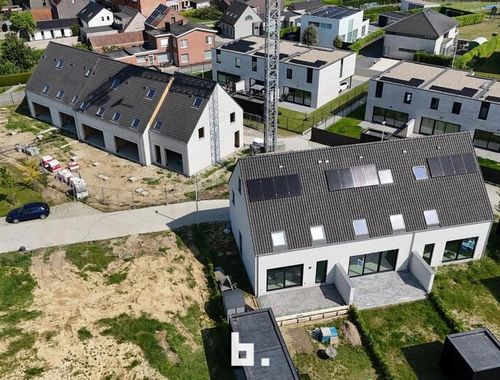                                         Woning te koop in Hansbeke, € 435.000
