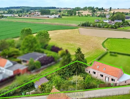                                         Maison à vendre à Petegem-aan-de-Schelde, € 225.000
