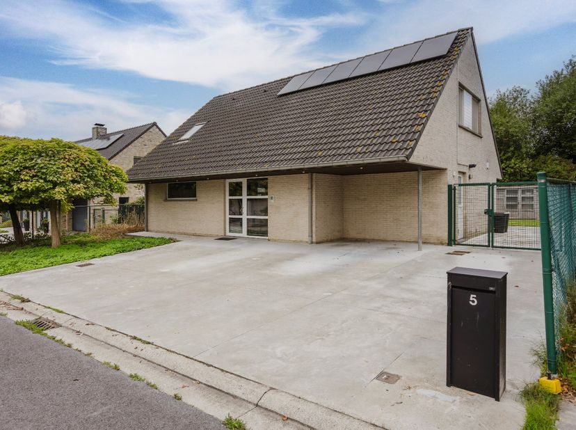 Huis te koop in Romeins Gallieerf 5,
                    7700 Moeskroen