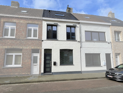                                         Woning te huur in Assebroek, € 1.250
