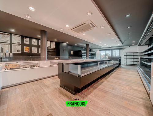                                         Commerce à vendre à Kortemark, € 425.000

