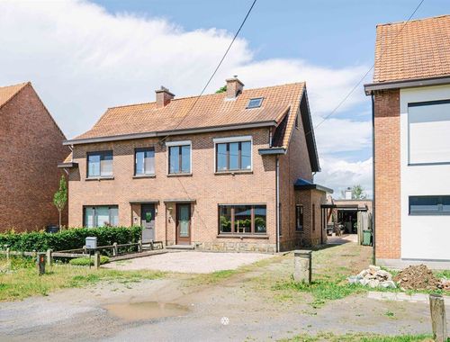                                         Woning te koop in Nieuwkerken-Waas, € 355.000
