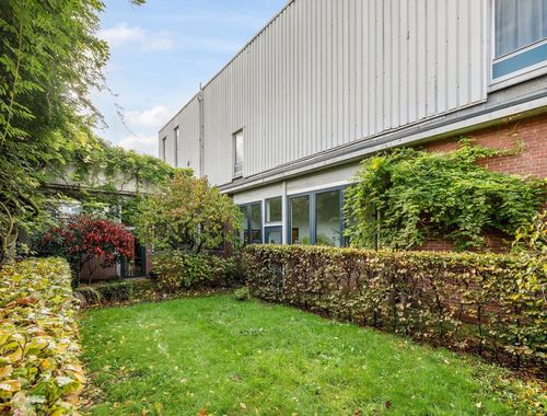                                         Bureaux à vendre à Antwerpen, € 650.000
