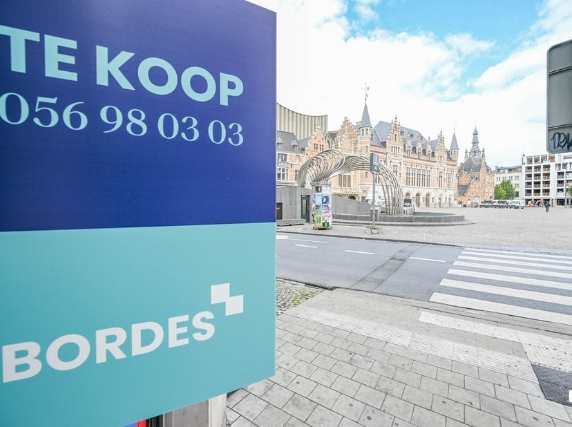Bedrijfsvastgoed te koop in Burgemeester Reynaertstraat 2,
                    8500 Kortrijk
