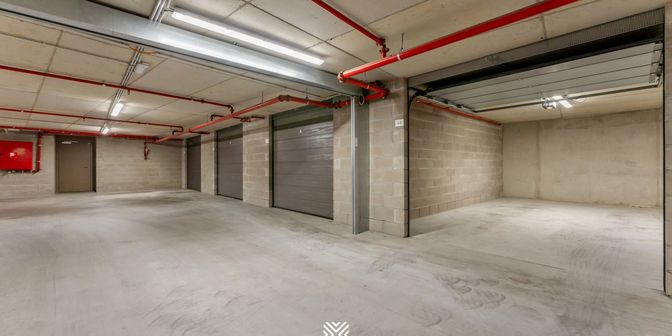 Garage te huur in Kanaal pad 3, 3500 Hasselt