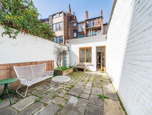                                         Appartement te koop in Namur, € 239.000
