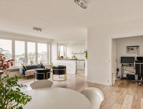                                         Appartement à vendre à Antwerpen, € 260.000
