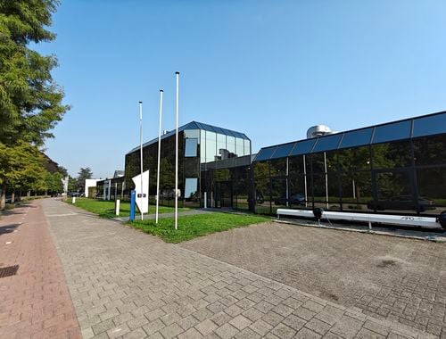                                         Bedrijfsgebouw te huur in Wilrijk, € 14.602,50
