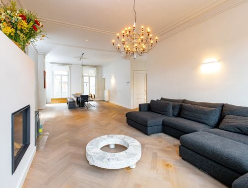                                         Appartement te huur in Antwerpen, € 3.850
