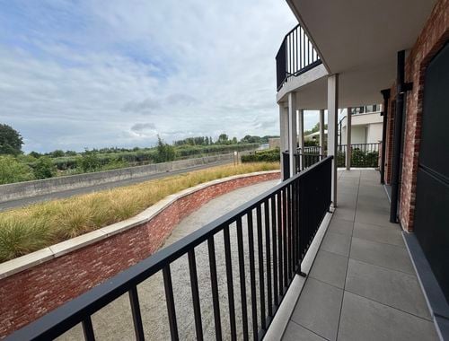                                         Appartement te huur in Schoonaarde, € 1.100
