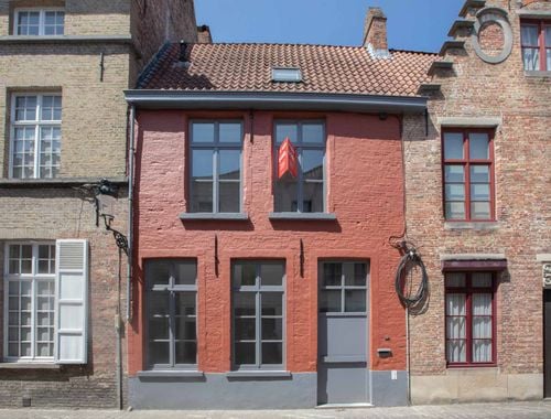                                         Maison deux facades à vendre à Brugge, € 220.000
