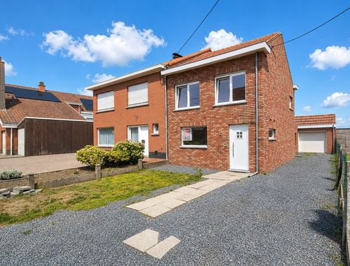                                         Maison à vendre à Ledegem, € 215.000
