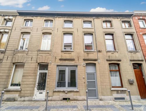                                         Woning te koop in Binche, € 178.000
