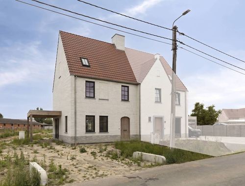                                         Woning te koop in Avelgem, € 429.900
