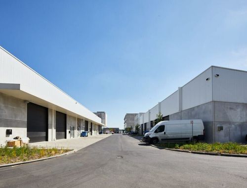                             Bâtiment d’entreprise à louer à Groot-Bijgaarden
