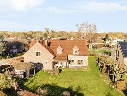                                         Villa te koop in Sint-Martens-Lennik, € 1.095.000
