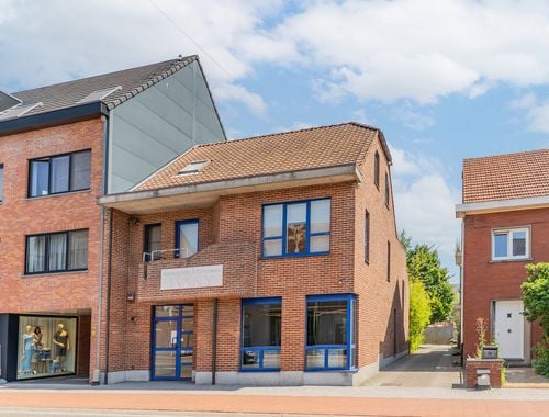                                         Gemengd gebruik te koop in Dessel, € 449.000
