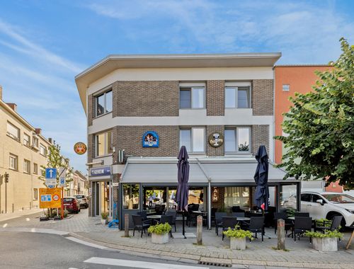                                         Bâtiment commercial à vendre à Wetteren, € 390.000
