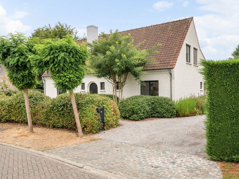 U kan deze woning virtueel bezoeken en de documenten downloaden op www.irres.be. <br />
Bijkomende info en bezoeken via Gauthier op gauthier@irres.be