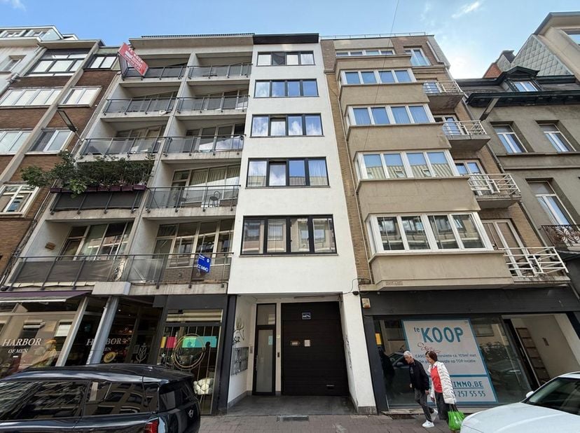 Bien professionnel à vendre
                    à 2000 Antwerpen