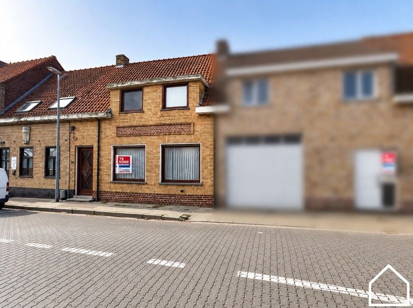 Huis te koop in Voormezele-Dorp 40,
                    8902 Voormezele