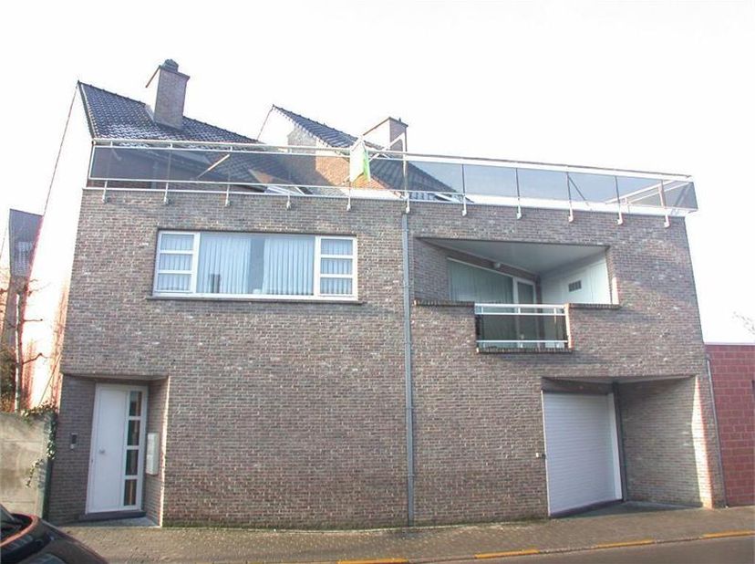 Appartement te huur in Eekhoutstraat 16 2,
                    8850 Ardooie