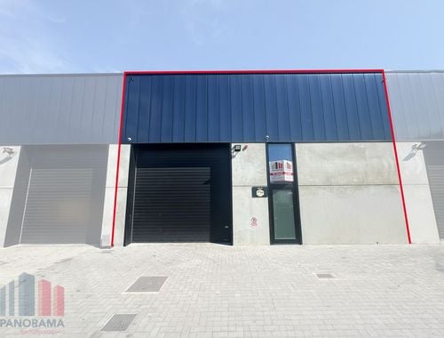                                         Bâtiment d’entreprise à louer à Machelen, € 1.600

